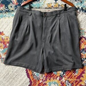 Tommy Bahama Men’s 100% Silk Casual Shorts - Size 40